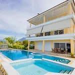 Pano's House *