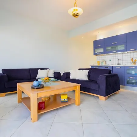 Pano's House Apartment